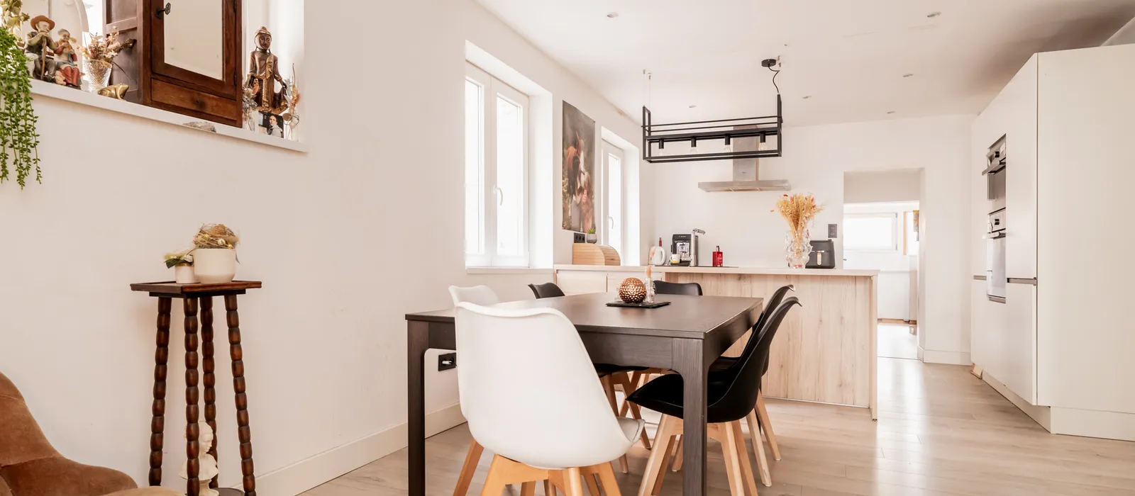 1751882390-Veemarkt 17 2800 023